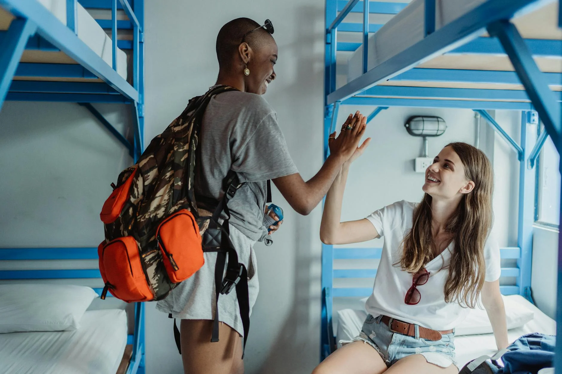 Hostels: 7 Dicas Essenciais para Viagens Sustentáveis e Econômicas em 2024